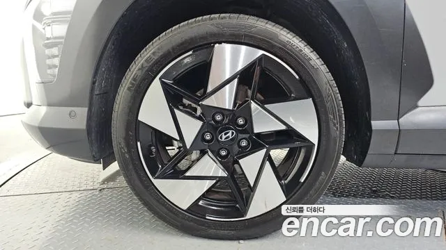 Hyundai Kona SX2 — Фото автомобиля 5