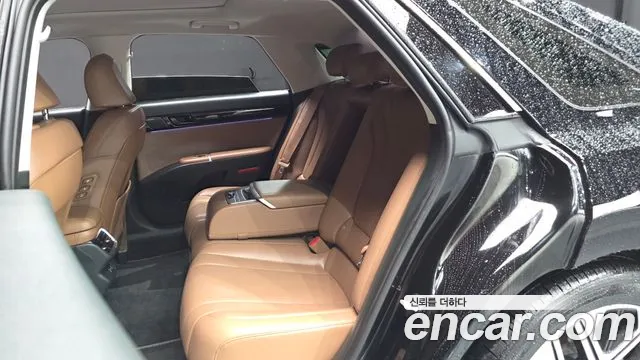 Hyundai Grandeur Grandeur (GN7) 2.5 Бензин 2WD — Фото автомобиля 11