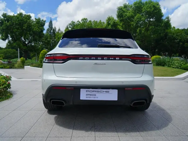 Porsche Macan — Фото автомобиля 16