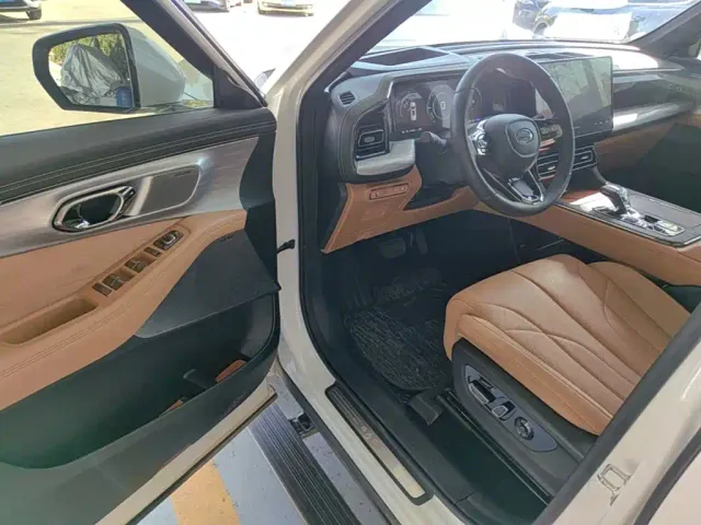 GAC Trumpchi ES9 — Фото автомобиля 15