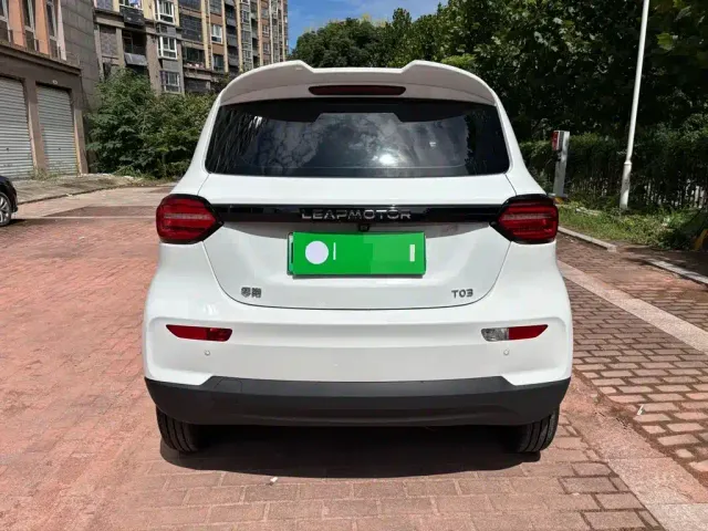 Leapmotor T03 — Фото автомобиля 6