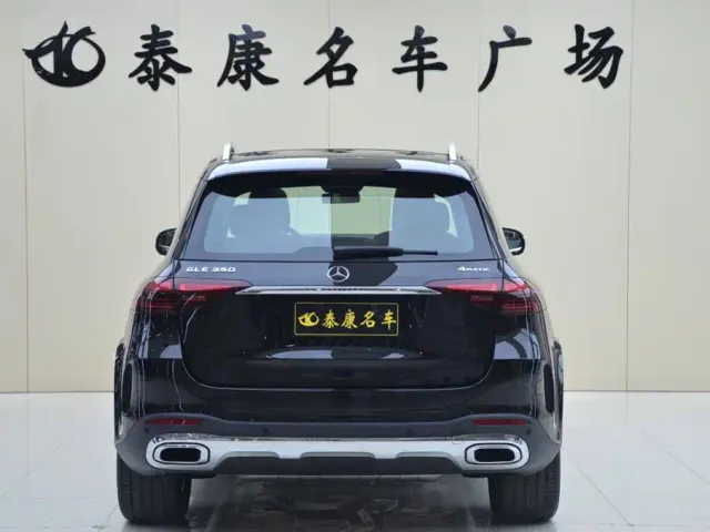 Mercedes-Benz GLE-Class — Фото автомобиля 3