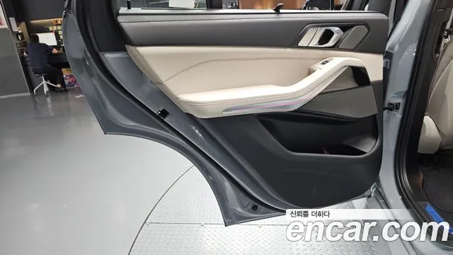 BMW X5 xDrive 40i M Sport — Фото автомобиля 22