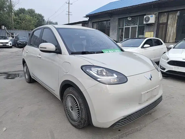 Wuling Bingo — Фото автомобиля 3