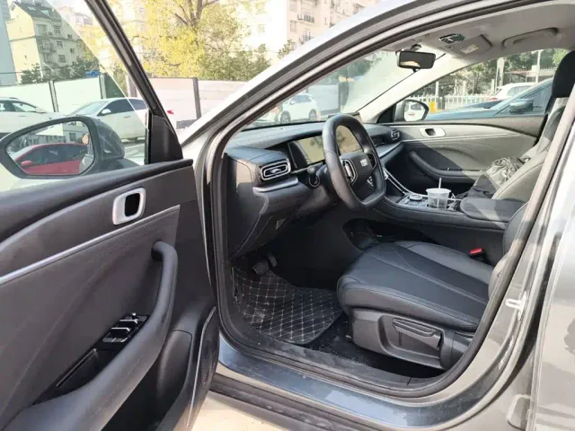 Geely Galaxy Stellar 6 — Фото автомобиля 12