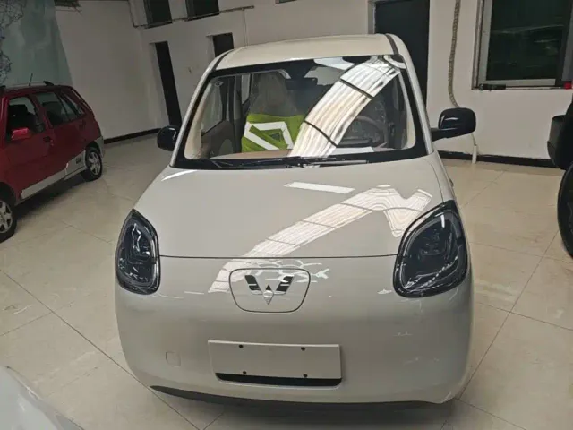 Wuling Hongguang Mini EV — Фото автомобиля 2
