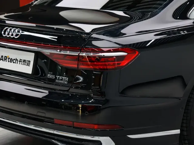 Audi A8 — Фото автомобиля 9