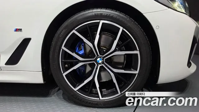 BMW 5 Series G30 — Фото автомобиля 21