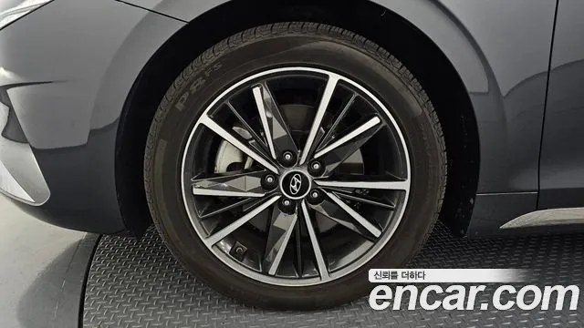 Hyundai Grandeur Grandeur (New) — Фото автомобиля 5