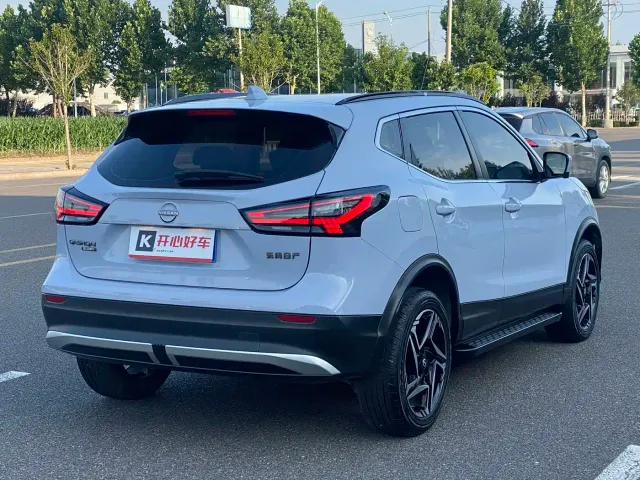 Nissan Qashqai — Фото автомобиля 17