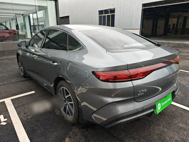 BYD Qin L — Фото автомобиля 4