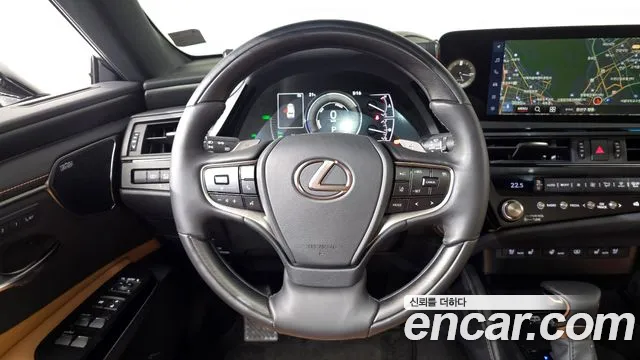Lexus ES 7th Gen — Фото автомобиля 19