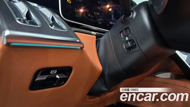 Mercedes-Benz S-Class — Фото автомобиля 13