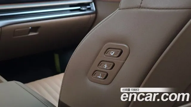 Hyundai Grandeur GN7 — Фото автомобиля 16