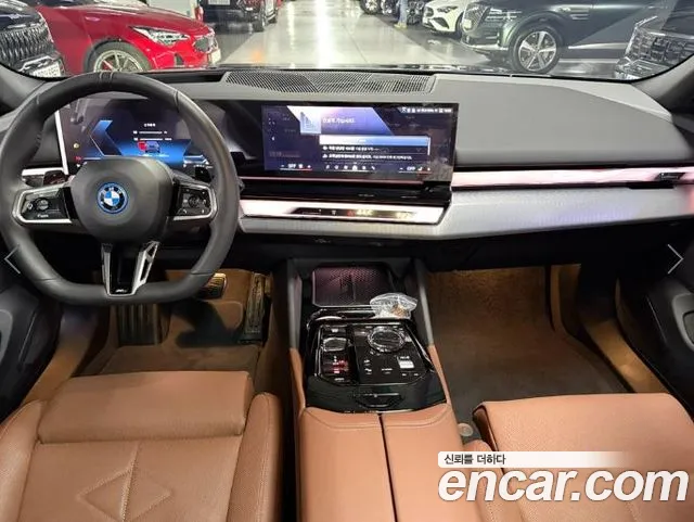 BMW 5 Series G60 — Фото автомобиля 7