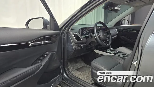 Kia Seltos Бензин 1.6 турбо 2WD — Фото автомобиля 10