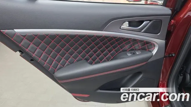 Genesis G70 Новый G70 Бензин 3.3T 4WD — Фото автомобиля 23