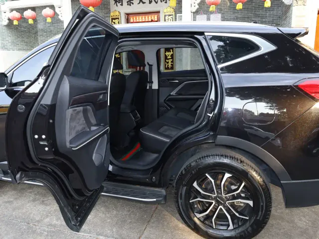 Haval H6 — Фото автомобиля 6