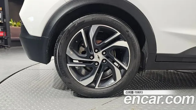Chevrolet Bolt EV — Фото автомобиля 5