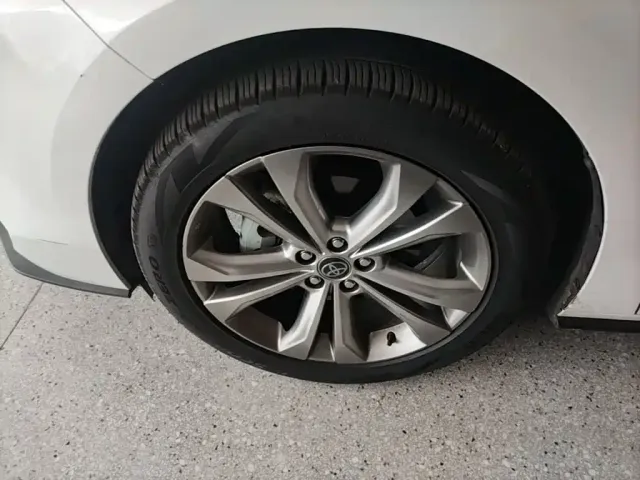 Toyota Sienna — Фото автомобиля 22