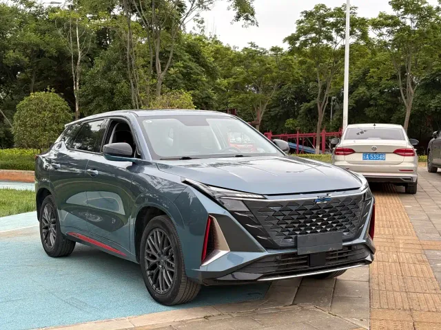 Changan Z6 — Фото автомобиля 3