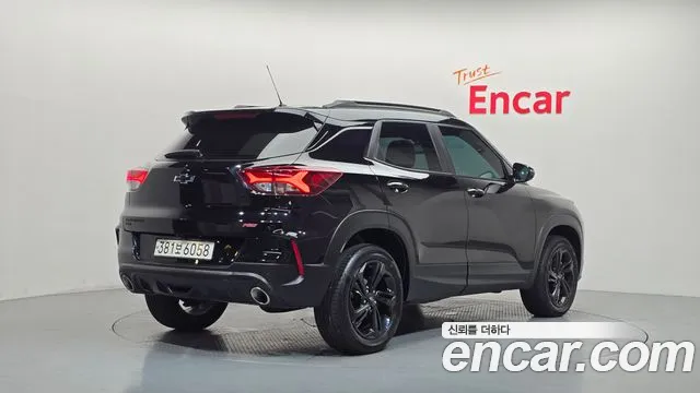 Chevrolet Trailblazer — Фото автомобиля 2