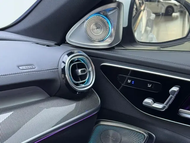 Mercedes-Benz C-Class — Фото автомобиля 9