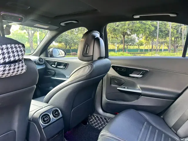 Mercedes-Benz C-Class — Фото автомобиля 5