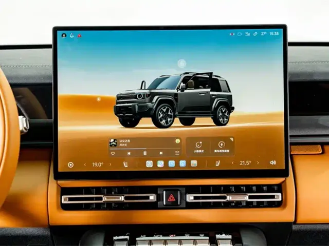 iCAR V27 — Фото автомобиля 14