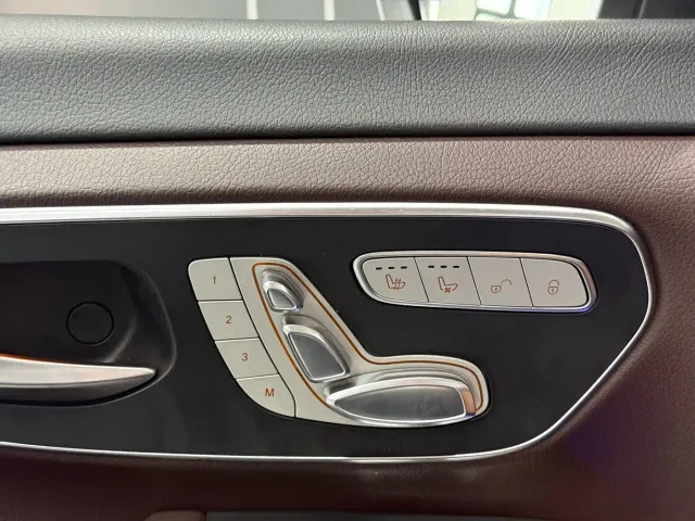 Mercedes-Benz V-Class — Фото автомобиля 10
