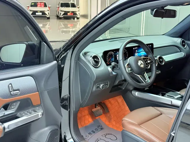 Mercedes-Benz GLB-Class — Фото автомобиля 4