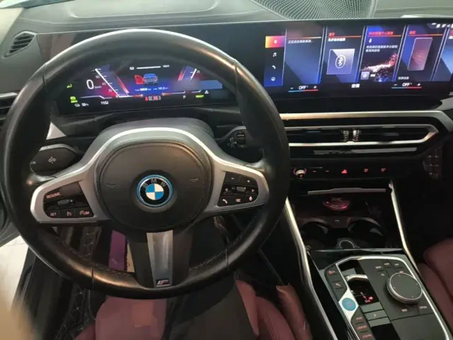 BMW i3 — Фото автомобиля 9