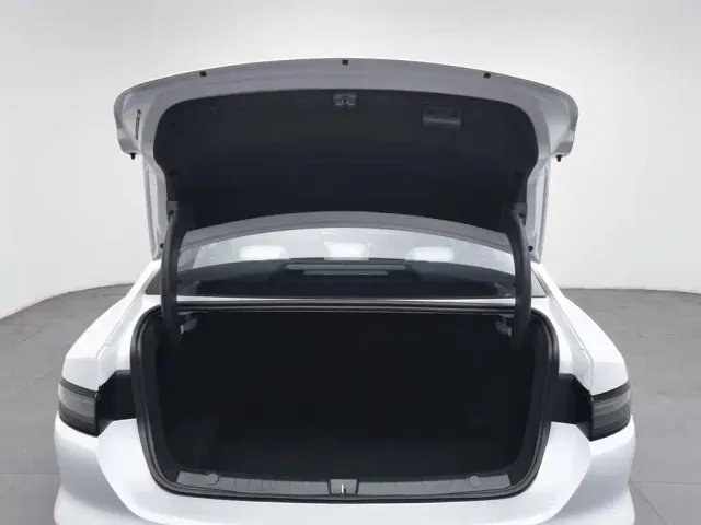 BYD Seal 05 DM-i — Фото автомобиля 16