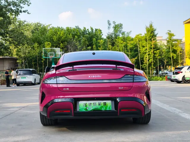 Xiaomi SU7 — Фото автомобиля 5