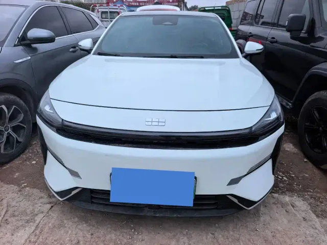 Geely Galaxy L6 — Фото автомобиля 2