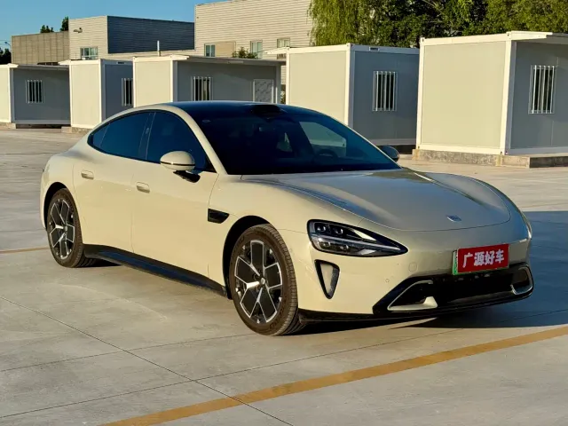 Xiaomi SU7 — Фото автомобиля 3