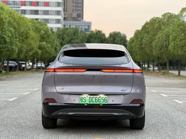 Xpeng G6 — Фото автомобиля 10