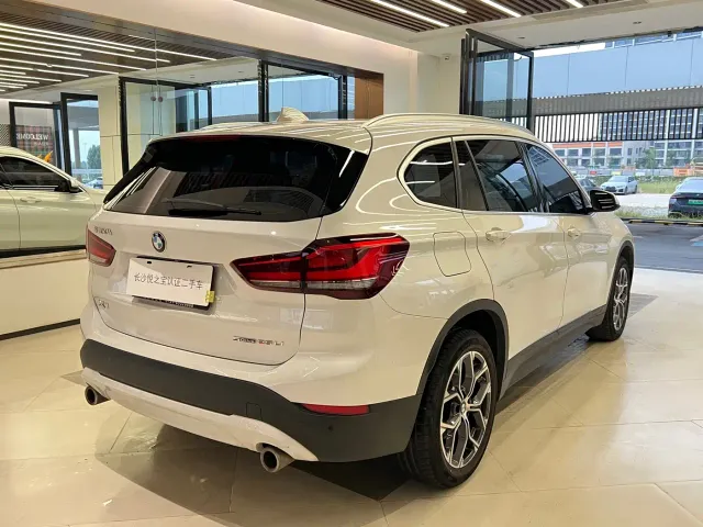 BMW X1 — Фото автомобиля 6