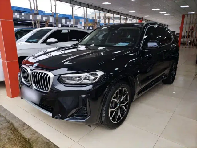 Фотография автомобиля — BMW X3