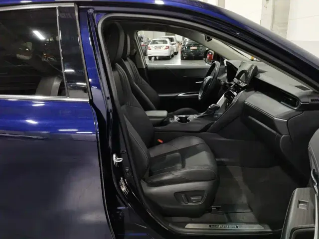 Toyota Harrier — Фото автомобиля 23