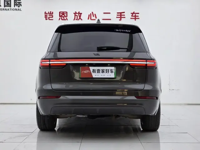 Li Auto ONE — Фото автомобиля 5
