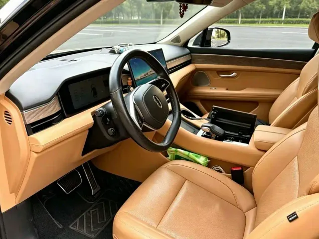 Aito M5 — Фото автомобиля 2