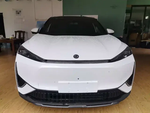 Dongfeng Fengshen L7 — Фото автомобиля 2