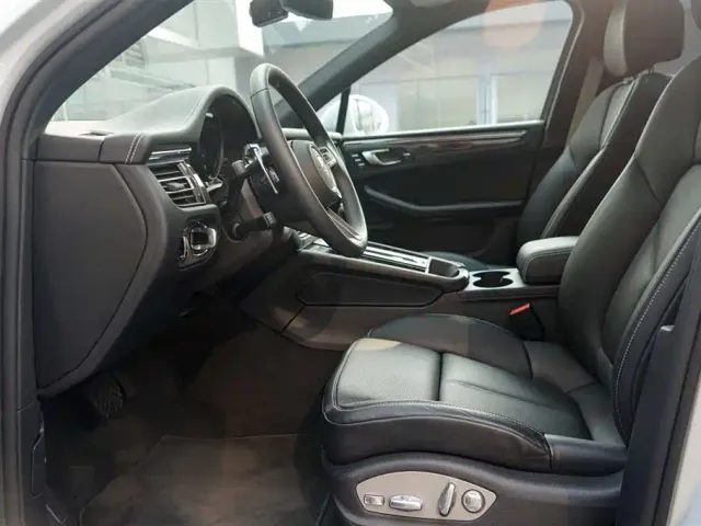 Porsche Macan — Фото автомобиля 14