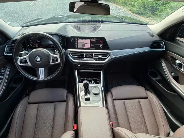 BMW 3 Series — Фото автомобиля 9
