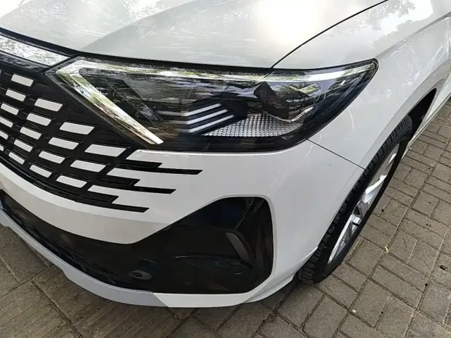 Jetta VS7 — Фото автомобиля 23