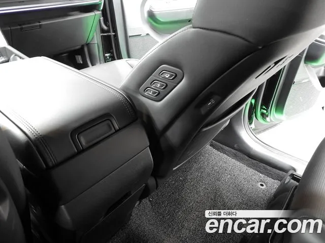 Hyundai Santa Fe — Фото автомобиля 11