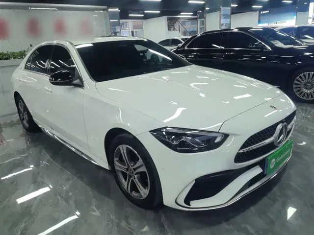 Mercedes-Benz C-Class — Фото автомобиля 3