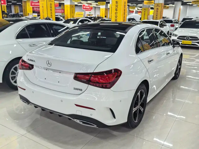 Mercedes-Benz A-Class — Фото автомобиля 15