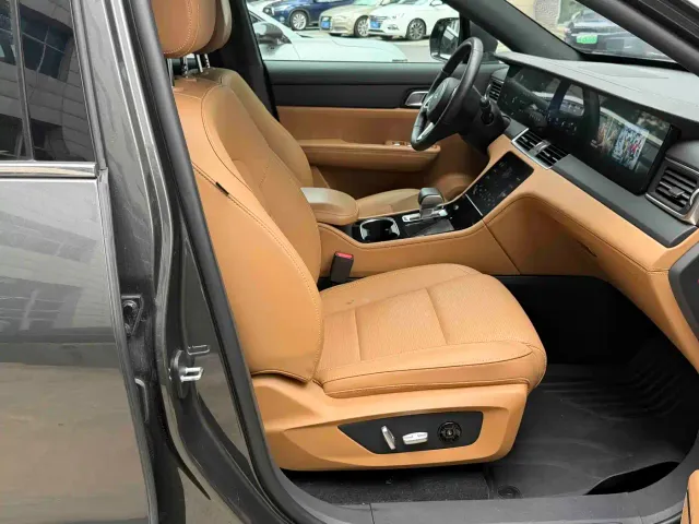 Li Auto Li ONE 2021 Extended Range 6-Seater — Фото автомобиля 13